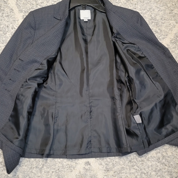 Halogen 4 button grey Plaid Blazer with back Peplum & faux pockets size … - Picture 5 of 12